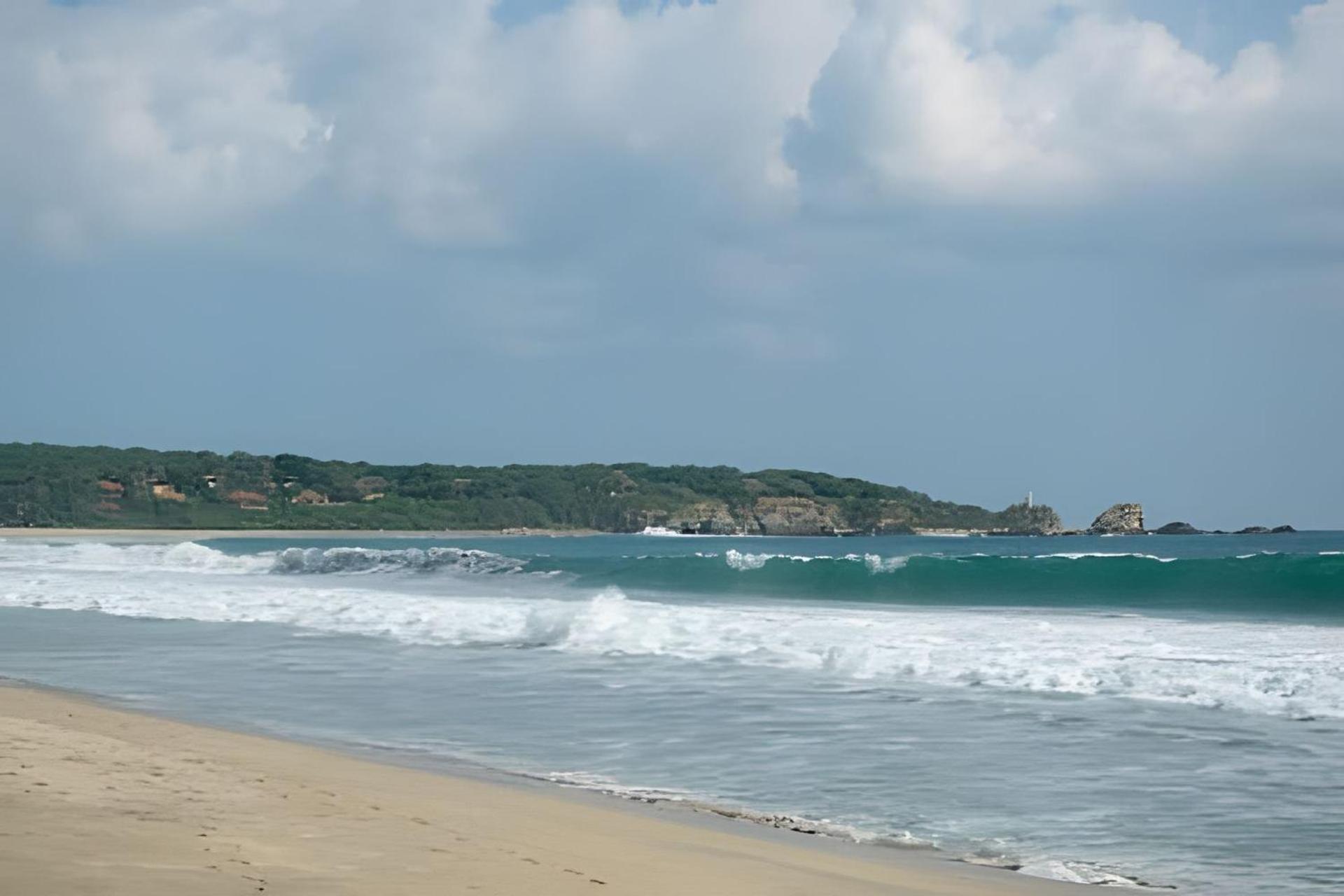 Отель La Aurora Puerto Escondido Пуэрто-Эскондидо Экстерьер фото
