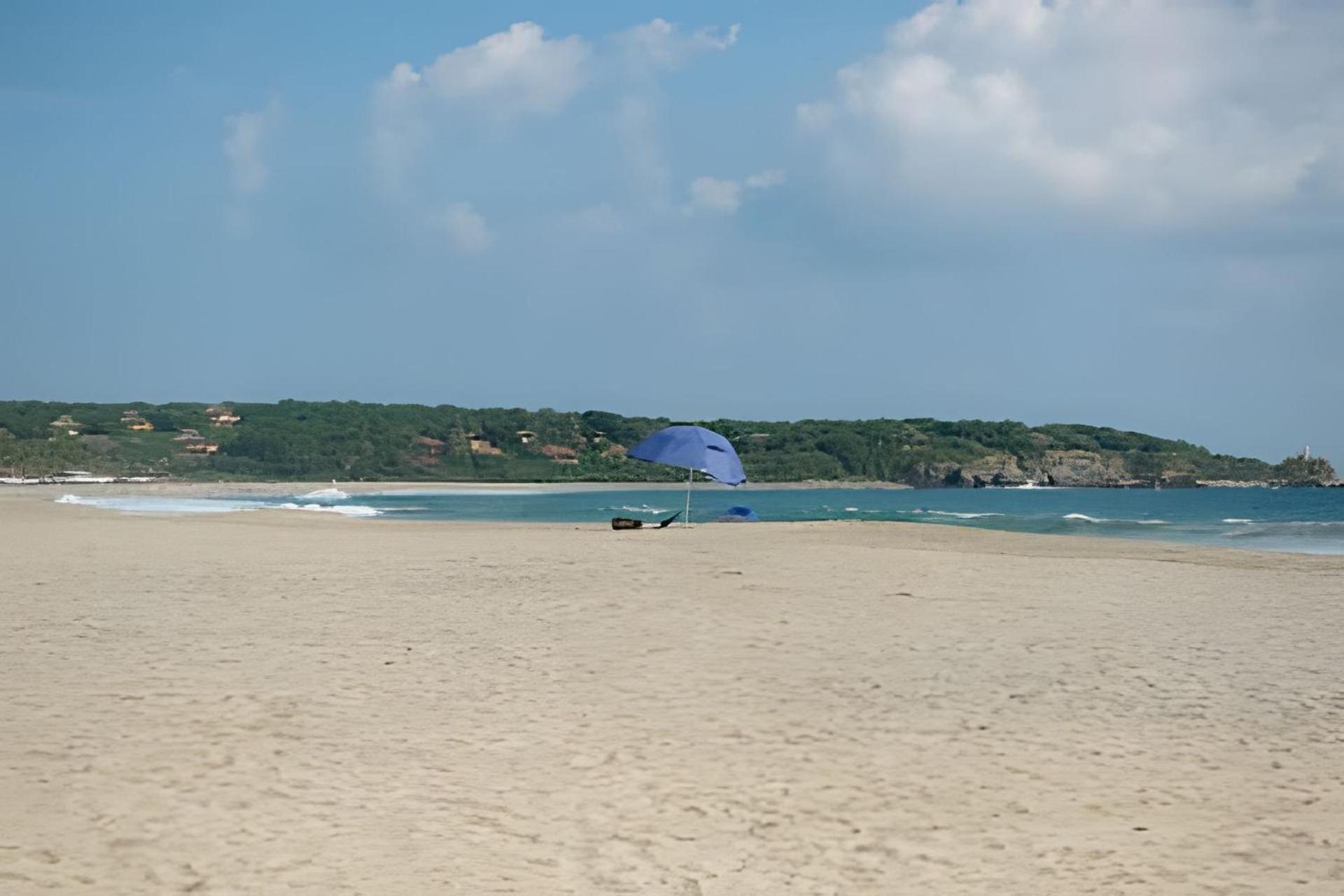 Отель La Aurora Puerto Escondido Пуэрто-Эскондидо Экстерьер фото